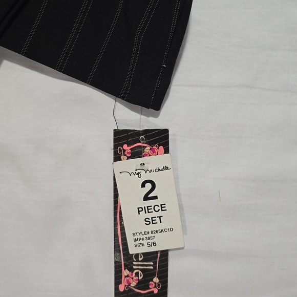 pantsuit - Picture 2 of 2